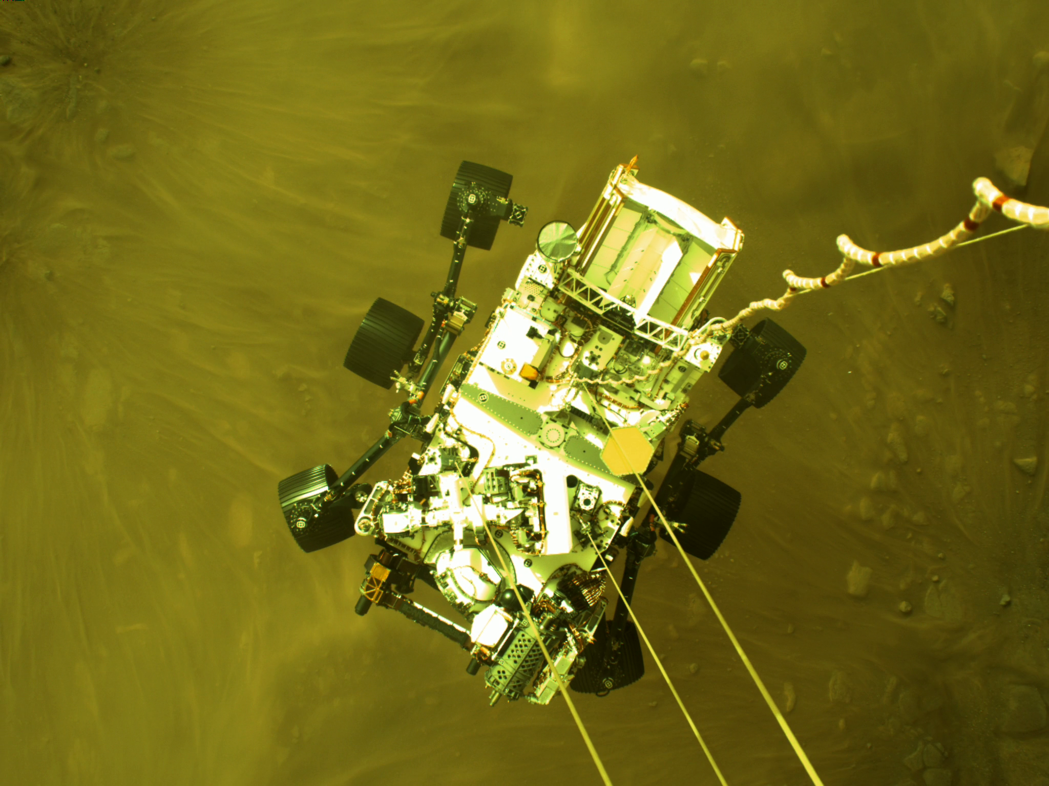     NASA ujawnia film z lądowania Perseverance i dźwięki Czerwonej Planety