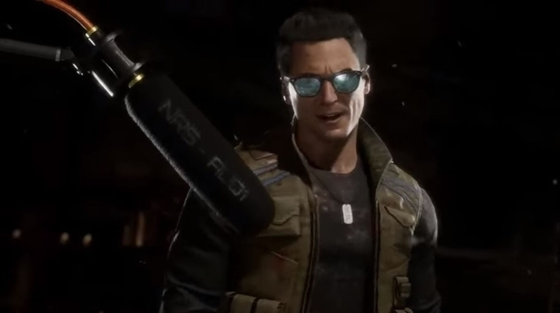     Mortal Kombat 2 - twórca gry odwiedził plan filmu. Ma zdjęcie z Johnnym Cagem
