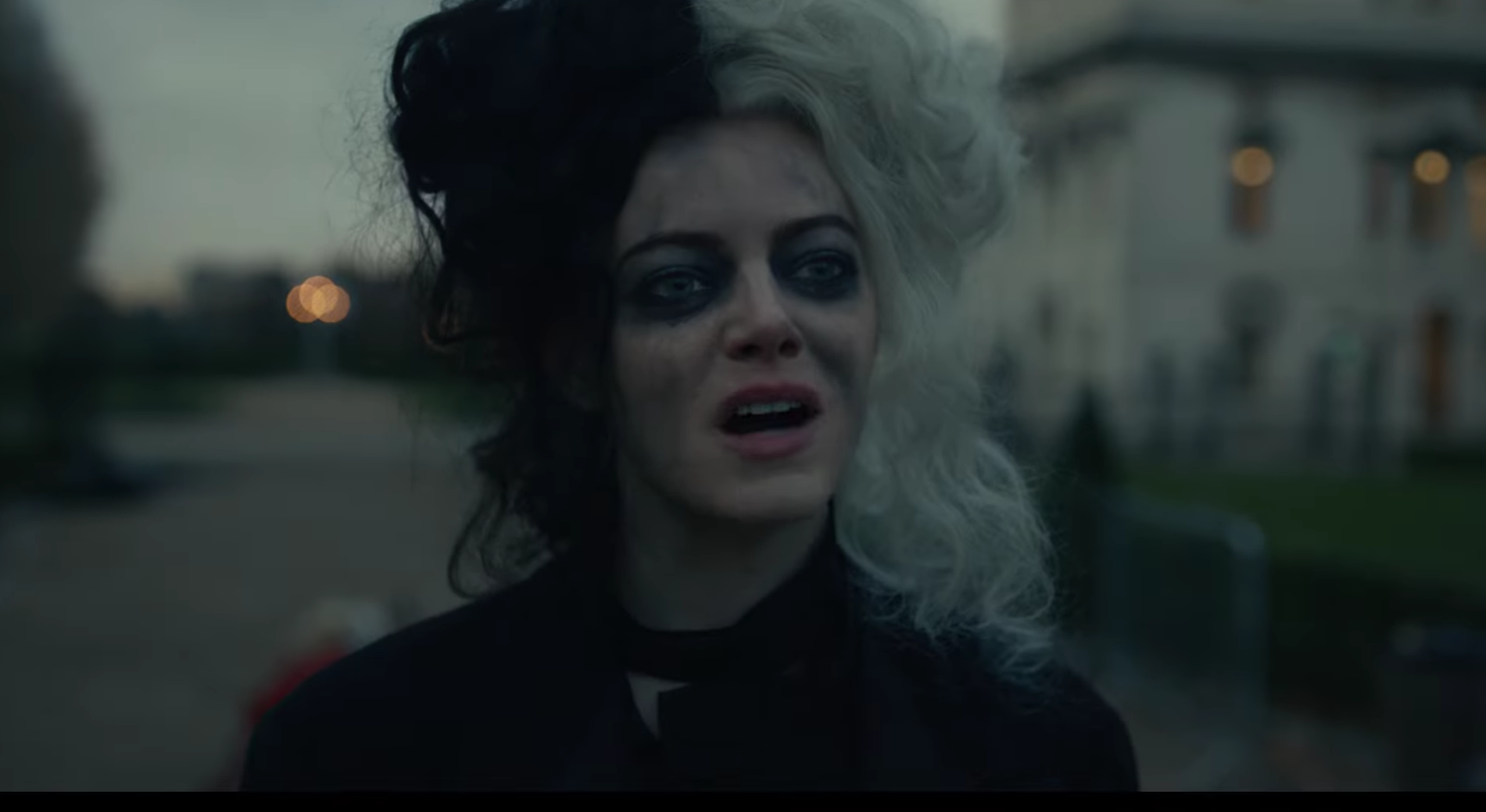     Cruella - zwiastun aktorskiego filmu. Emma Stone jako słynna antagonistka Disneya