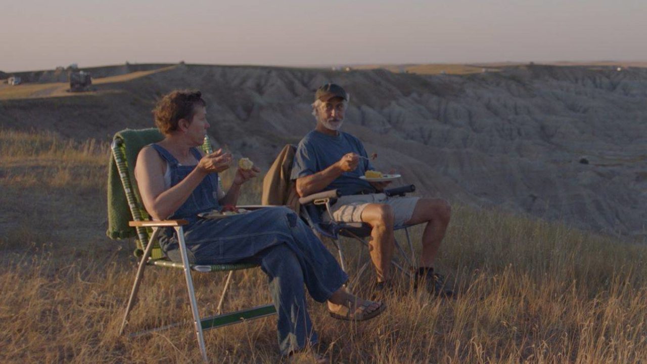     Rozdano nagrody Independent Spirit Awards 2021. Nomadland triumfuje