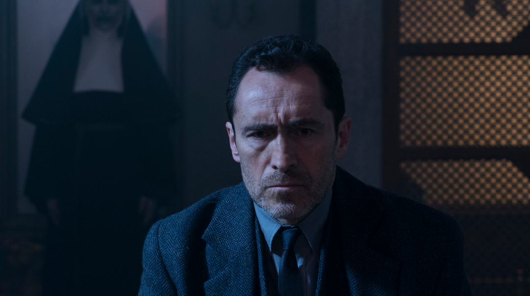 Let the Right One In - Demián Bichir z główną rolą w serialu o wampirach. Kogo zagra?