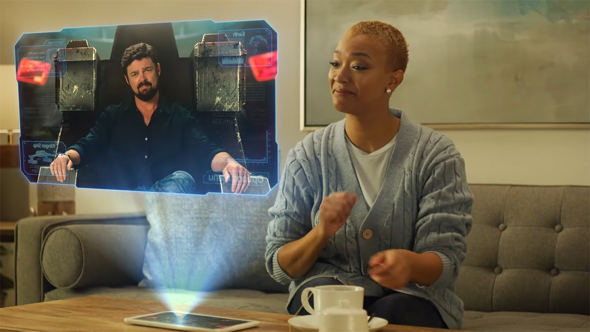 Star Trek: Fleet Command -  Karl Urban i Sonequa Martin-Green promują grę