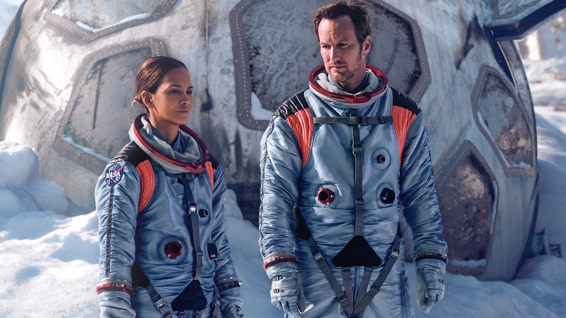 Cineman.pl - premiery na kwiecień 2022. W ofercie Moonfall, Demaskator i Niepokonany