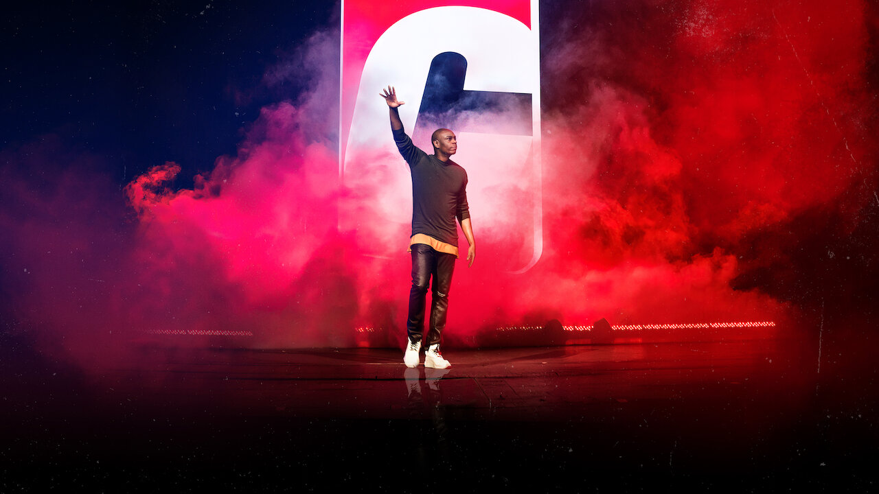     Dave Chappelle naśmiewał się z transkobiet. Netflix nie zamierza usuwać programu