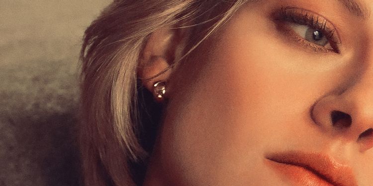     Co robi Kristen Stewart po Księżnej Dianie? Wybiera się na najbardziej gejowskie polowanie na duchy