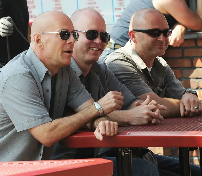 Bruce Willis i jego dublerzy na planie filmu Cop Out: Fujary na tropie