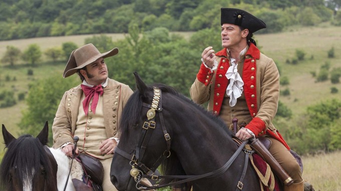     Piękna i Bestia - wstrzymano prace nad projektem. Josh Gad o podjętej decyzji