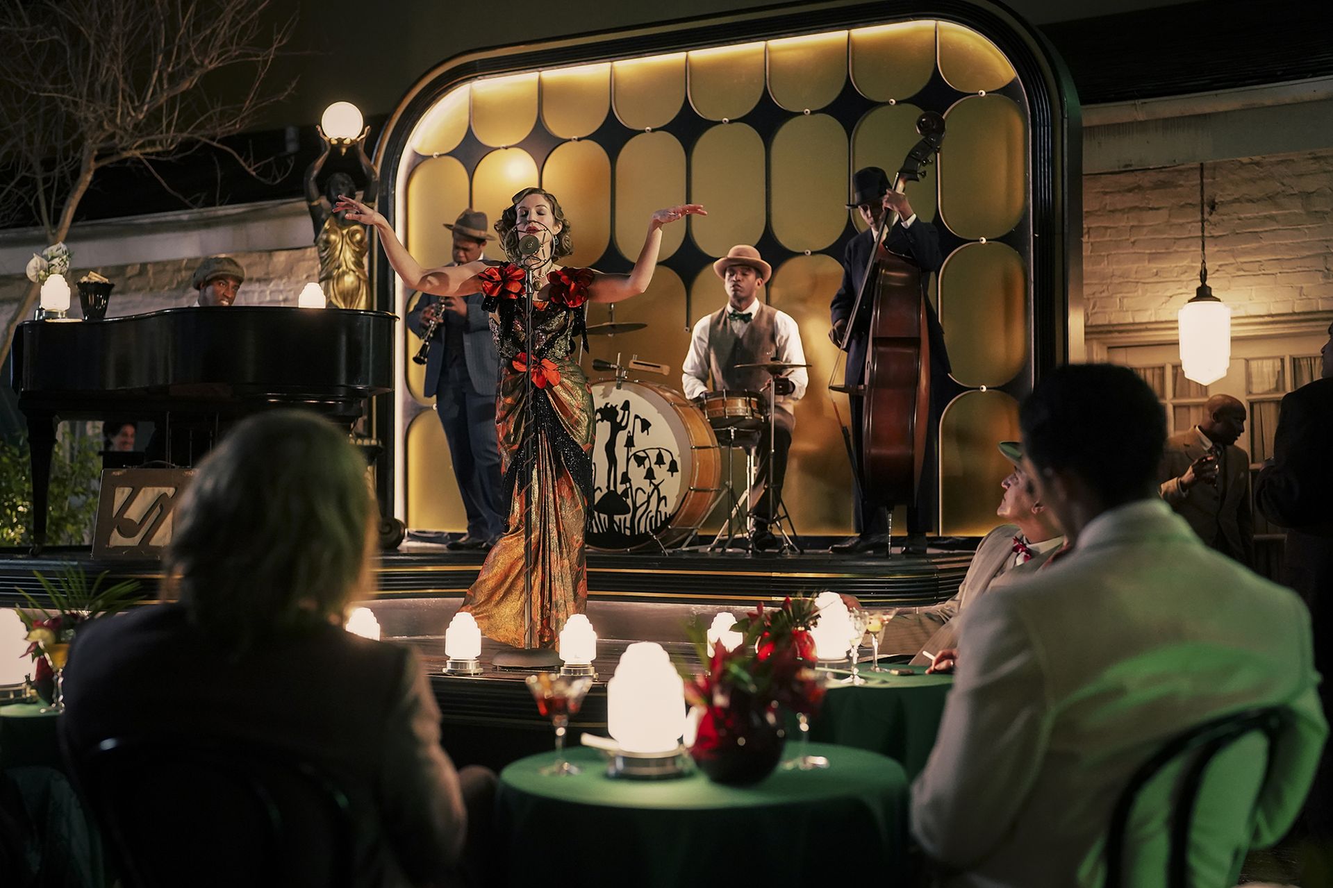 Wywiad z wampirem - tak wyglądają bohaterowie serialowej wersji. Pierwsze zdjęcia