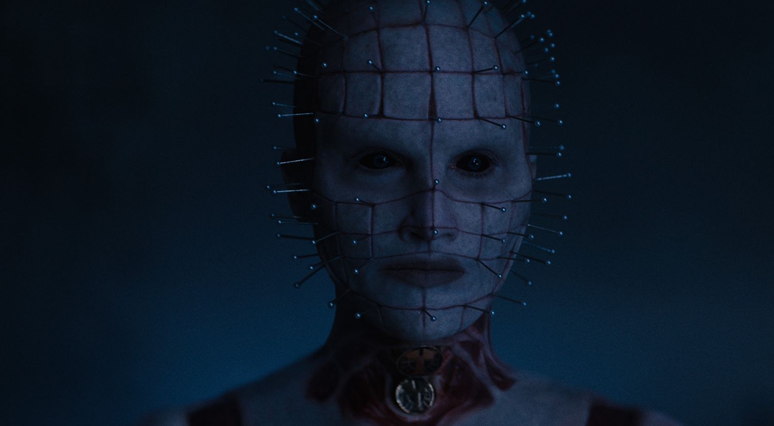     Hellraiser - nowe zdjęcie z filmu daje lepsze spojrzenie na Pinhead