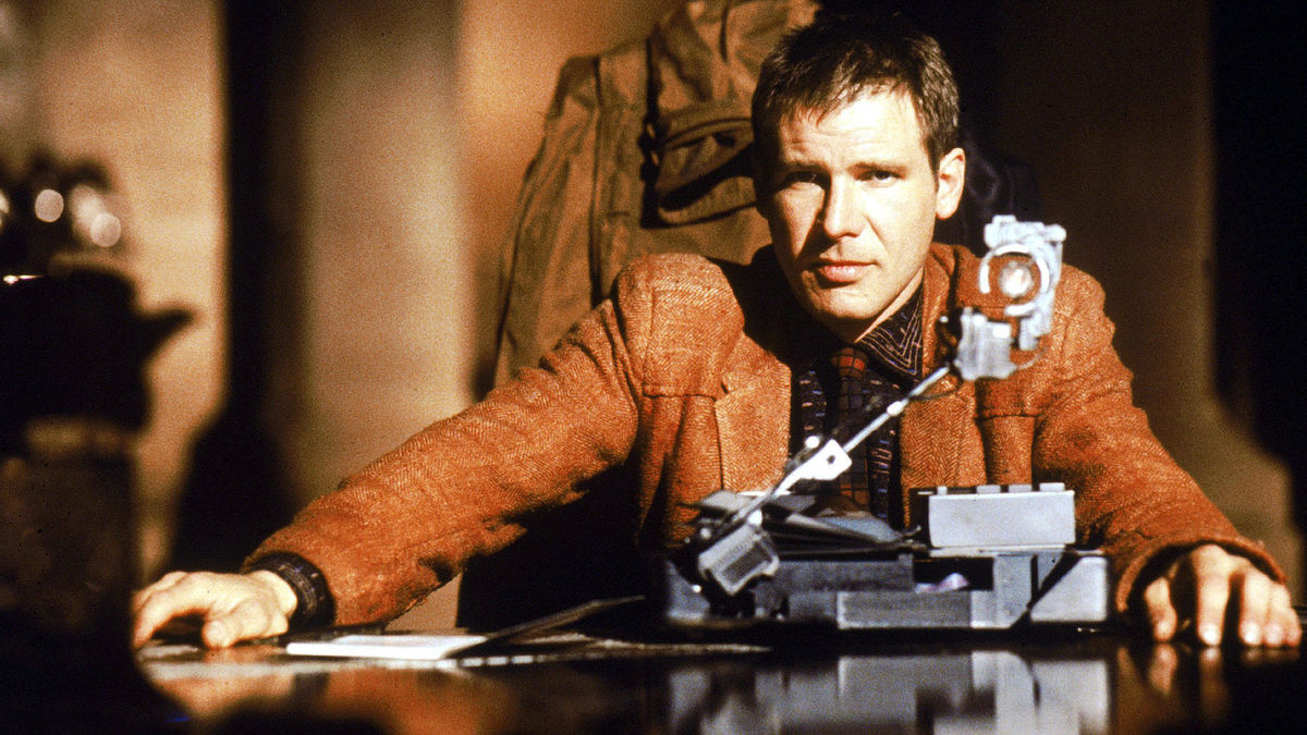 Rick Deckard z Blade Runnera był replikantem czy nie? Harrison Ford zmienia swoje zdanie w tej sprawie.