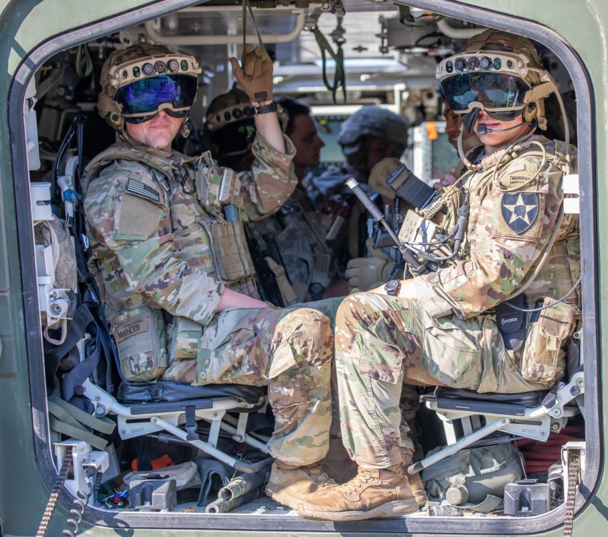     Armia USA testuje gogle AR od Microsoftu