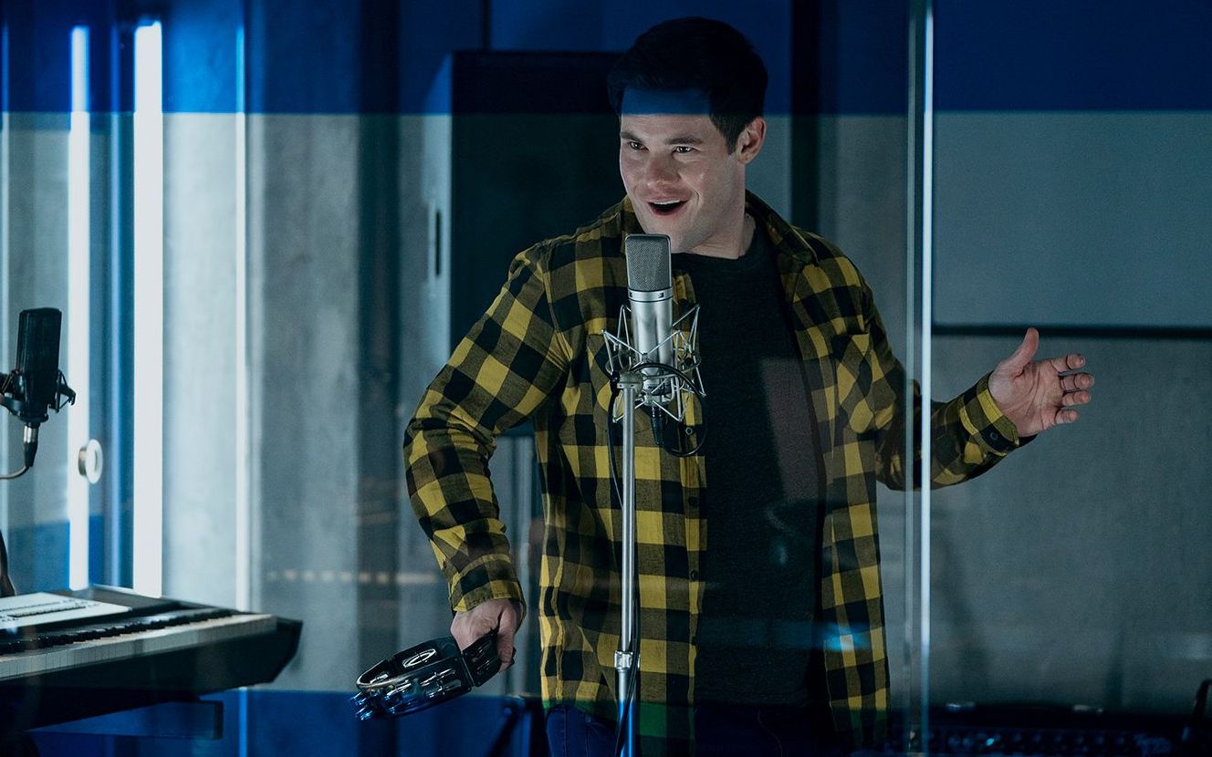 Pitch Perfect: Bumper in Berlin - teaser serialu. Bumper wznawia swoją muzyczną karierę
