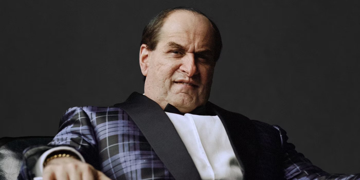     The Penguin - zdjęcia z planu spin-offa Batmana. Charakteryzacja Colina Farrella nadal imponuje
