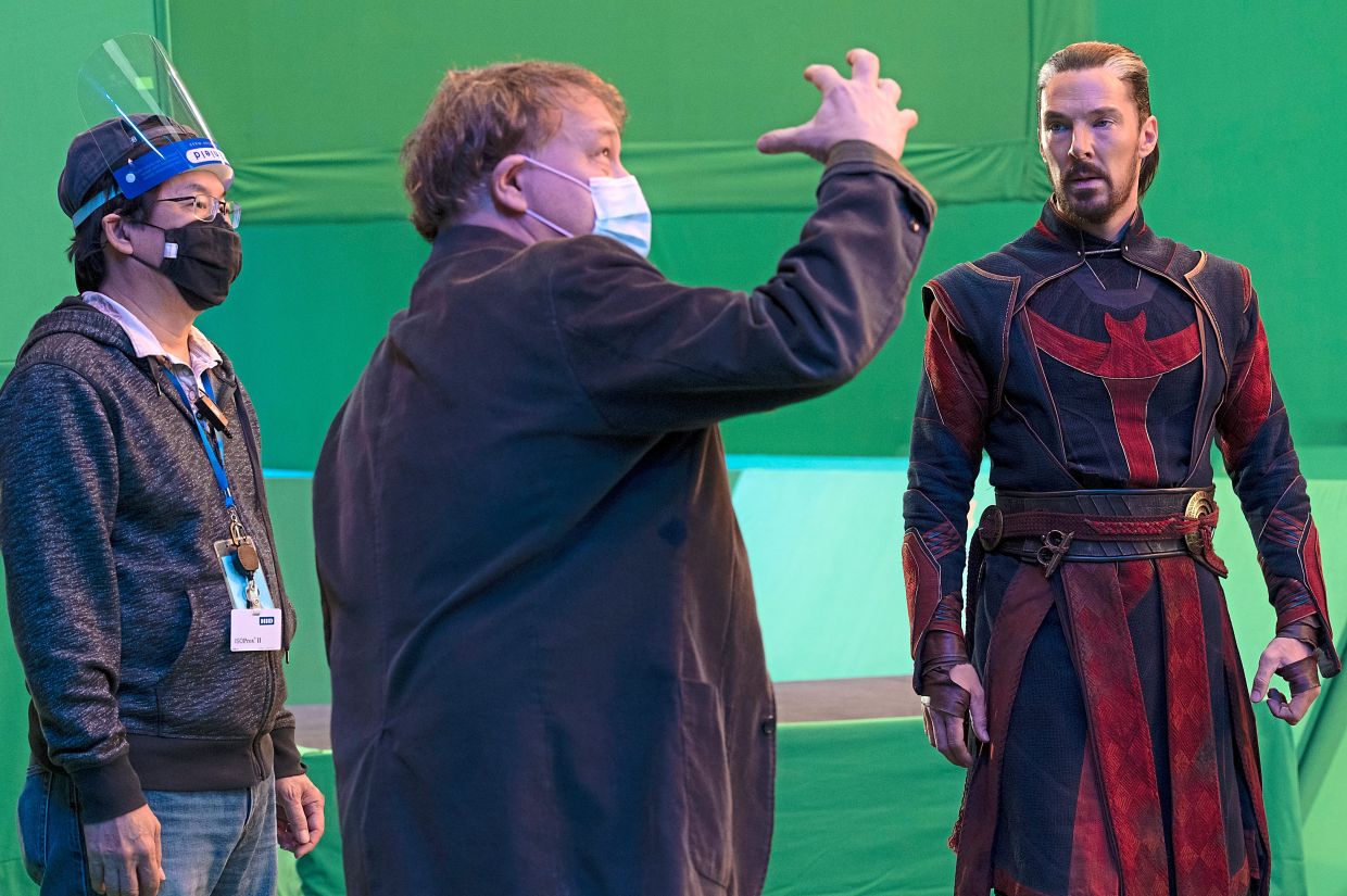 Doktor Strange w multiwersum obłędu