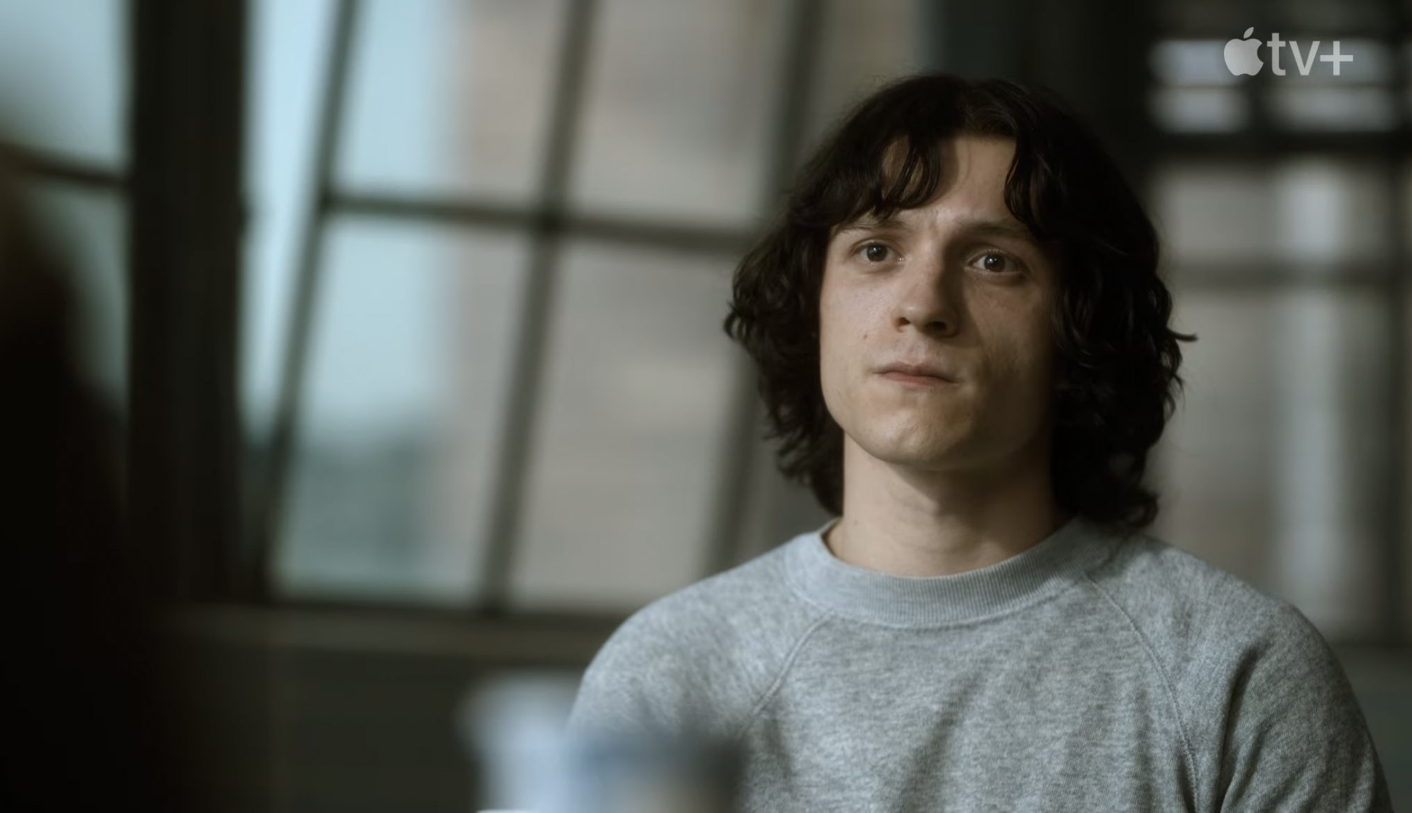     The Crowded Room - Tom Holland jako morderca? Zwiastun nowego serialu Apple TV+