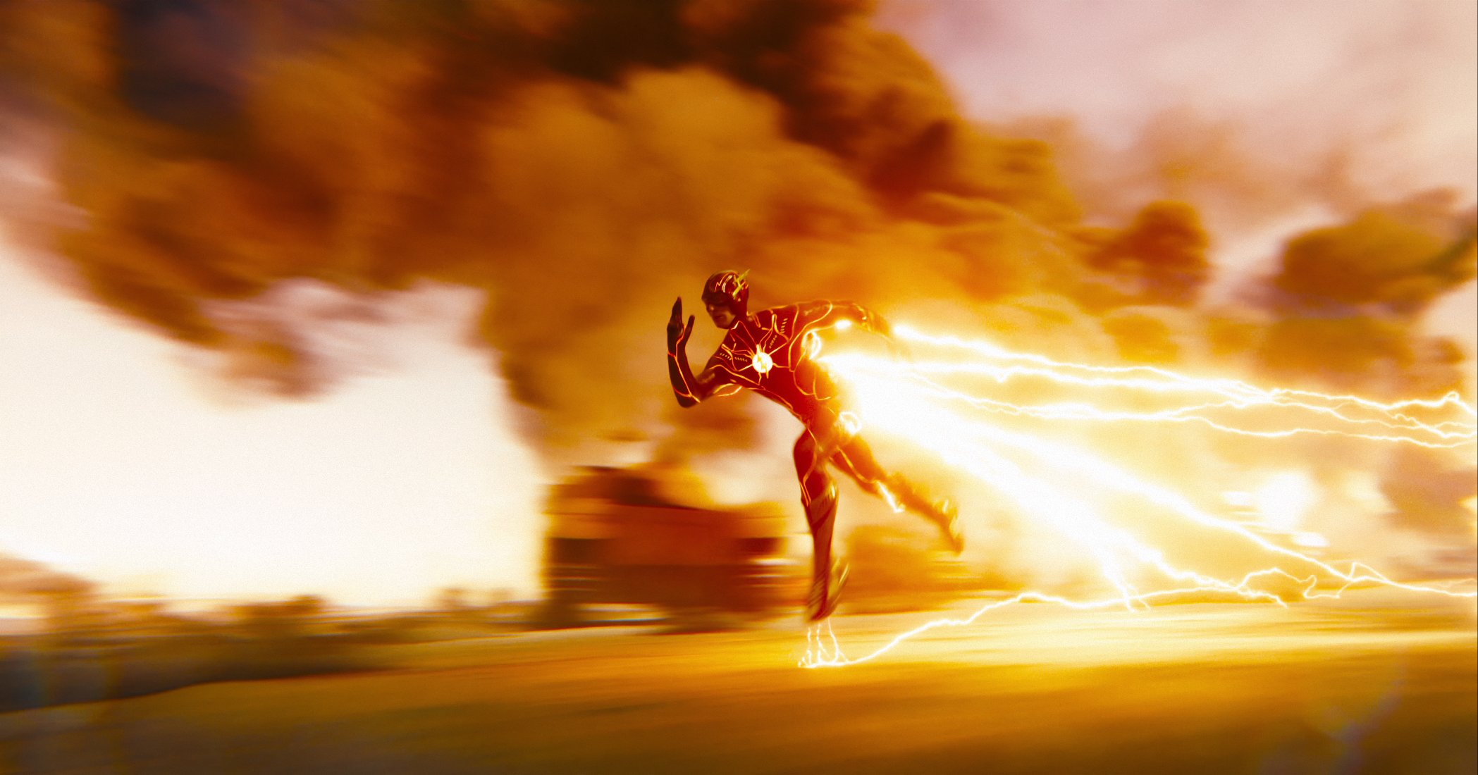 Box Office: Flash nadal z mało porywającym otwarciem. Pixar z klapą?