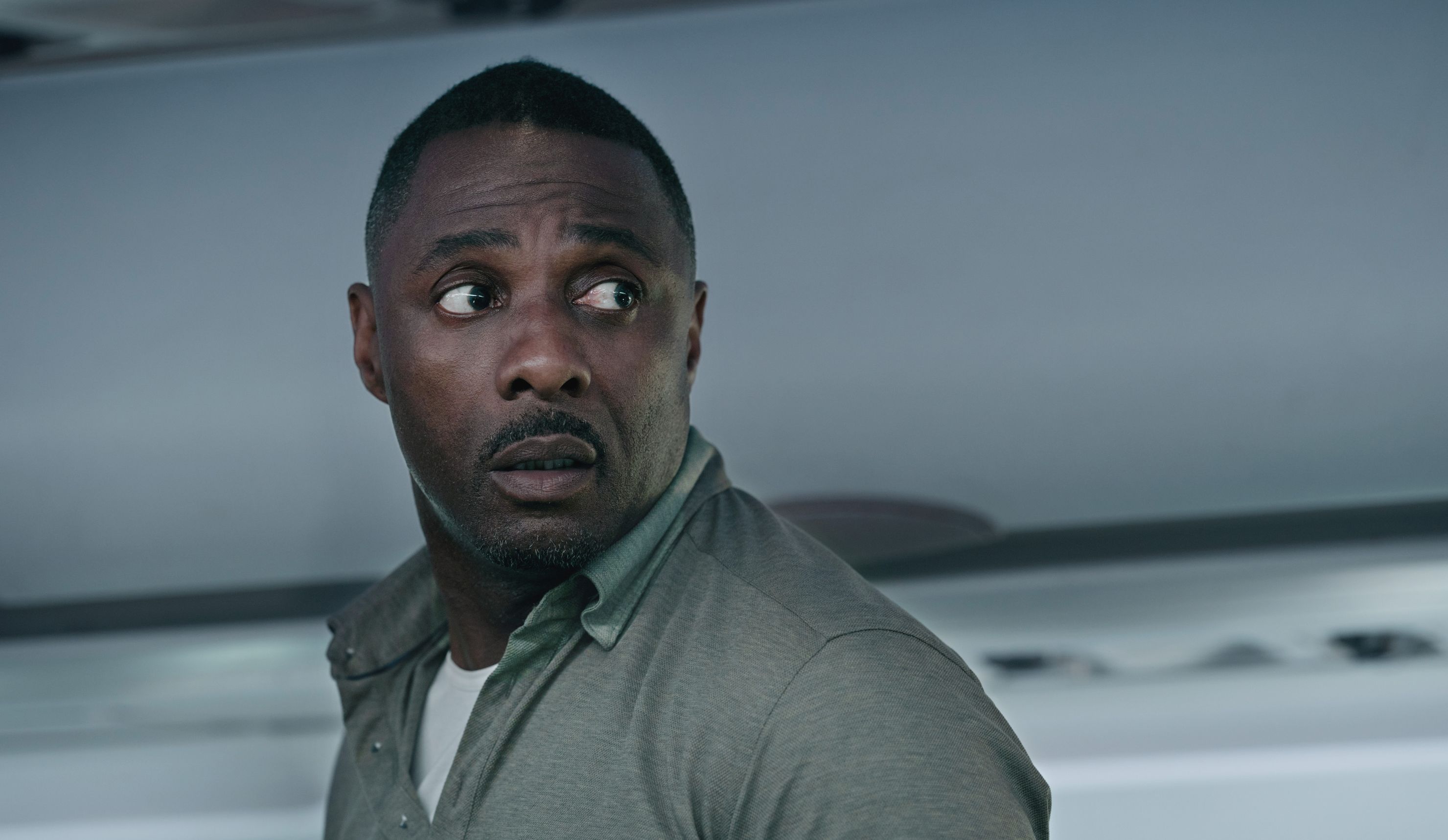     Idris Elba zniechęcił się do roli Jamesa Bonda. Ataki na tle rasowym były odrażające