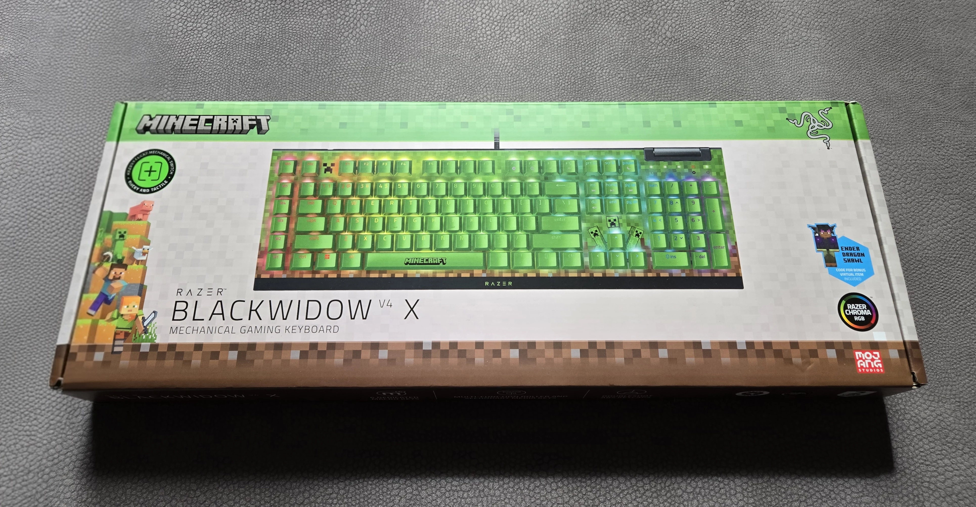 Razer x Minecraft Blackwidow V4 X