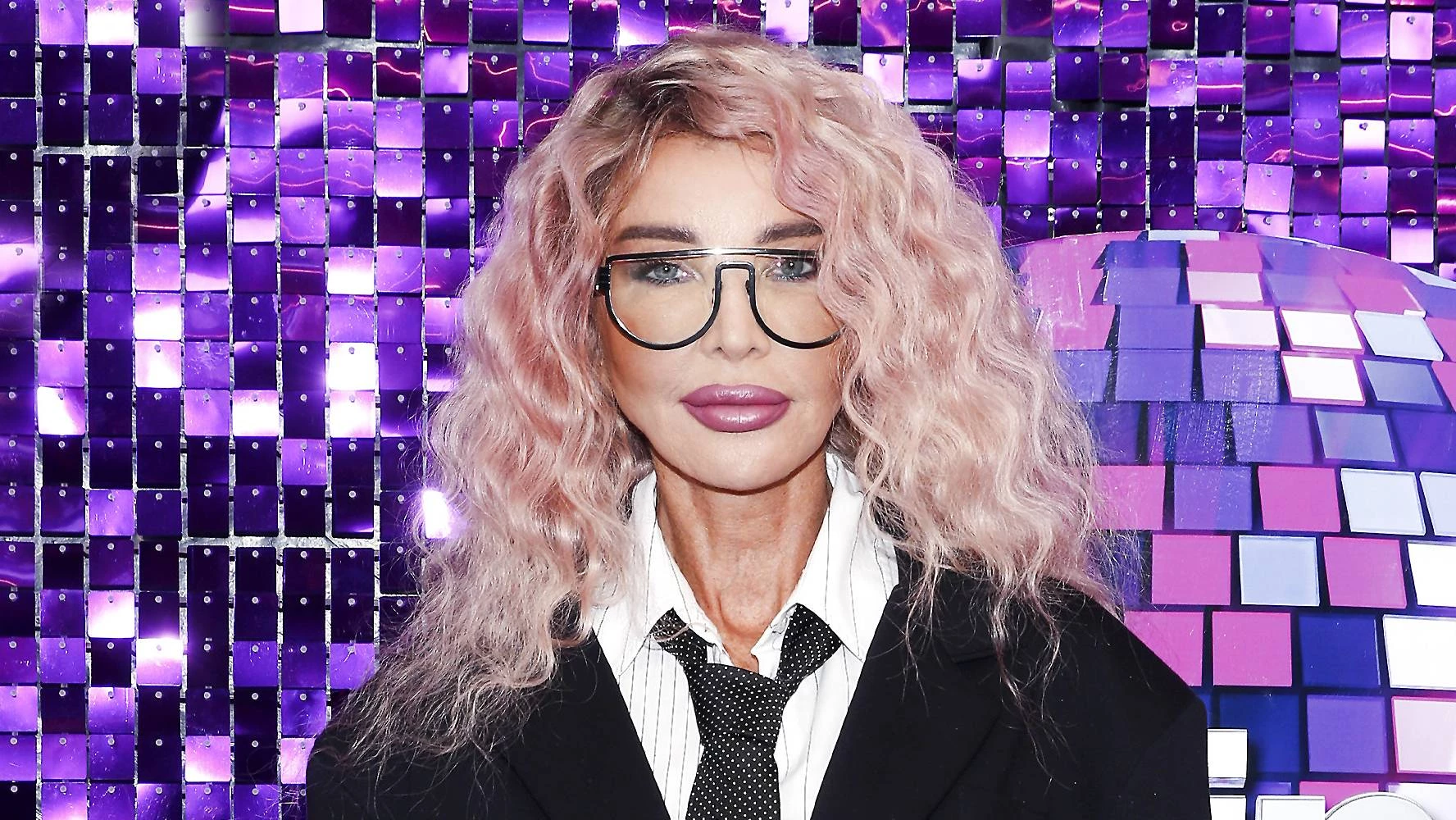 Ewa Minge na zdjęciu promującym 17. edycję programu Taniec z Gwiazdami