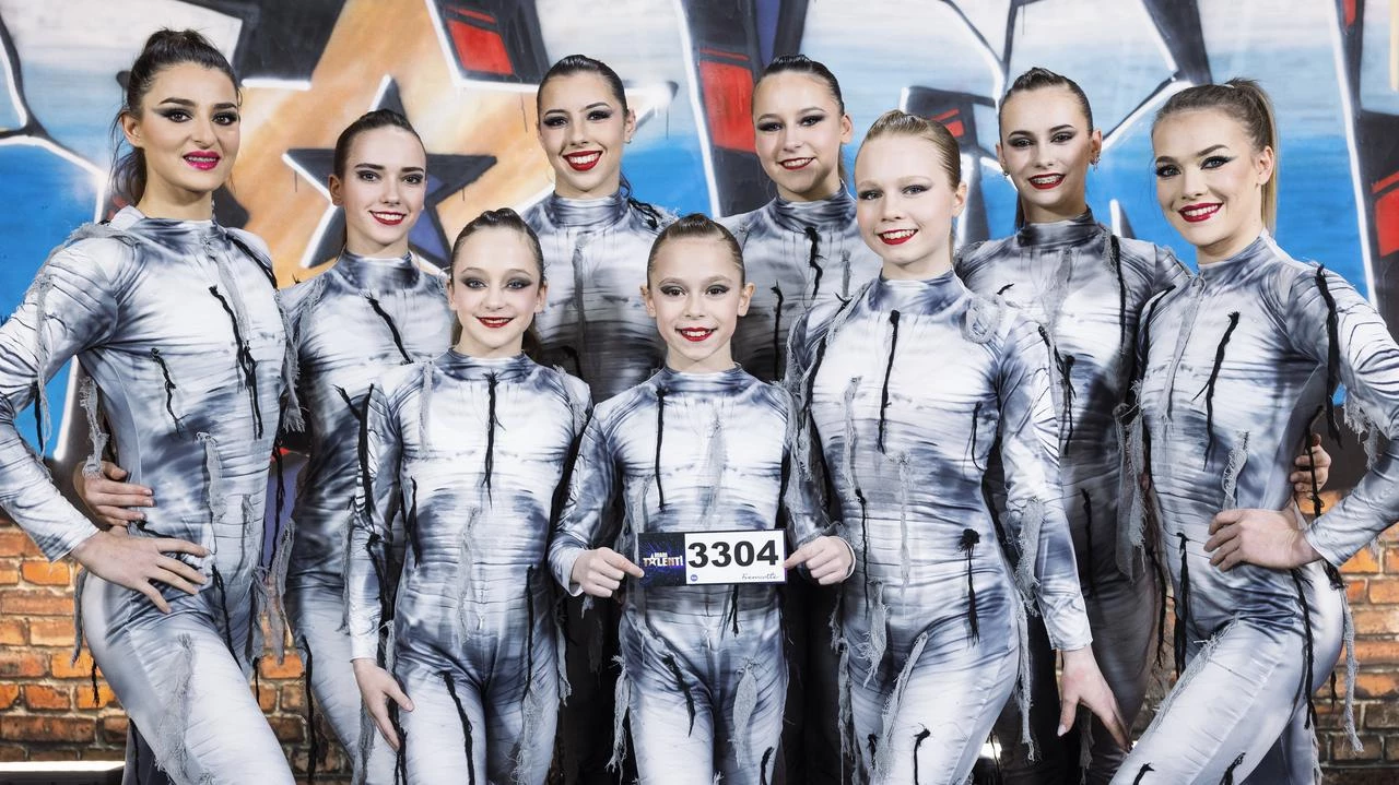 Mam Talent! 16: Infinity Group