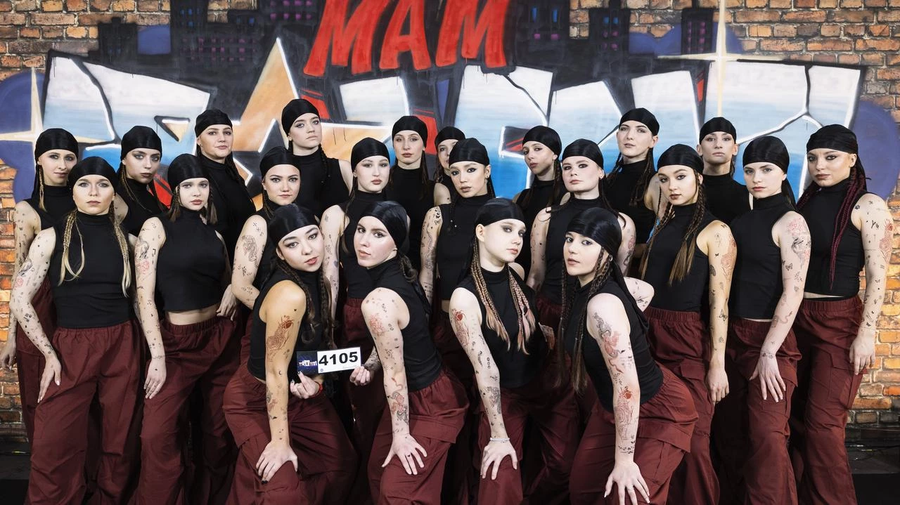 Mam Talent! 16: Dark Dance Studio