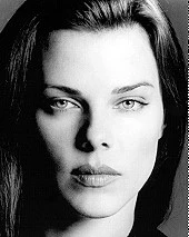 Debi Mazar
