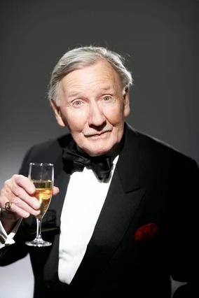 Leslie Phillips