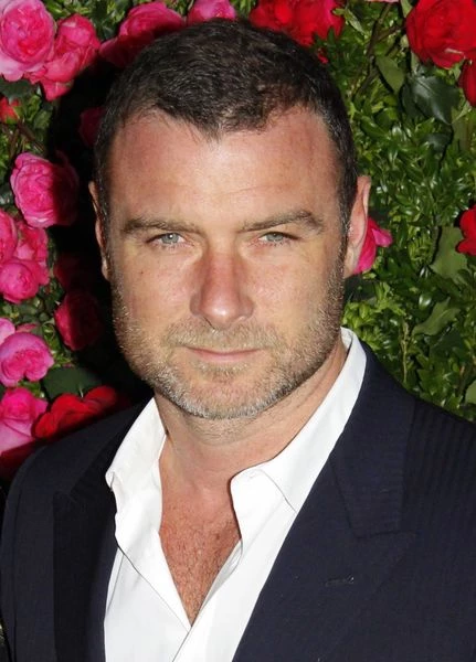 Liev Schreiber