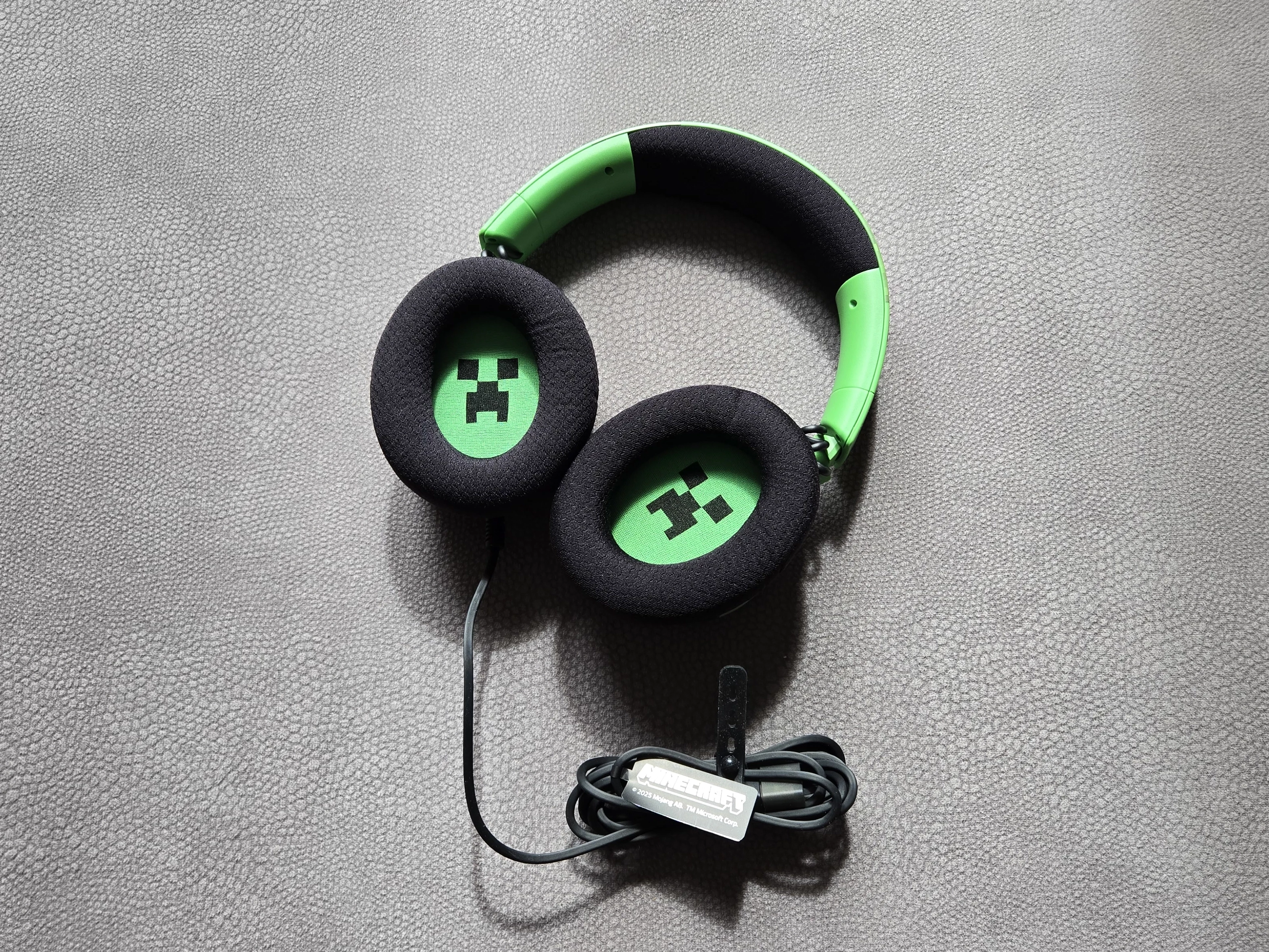 Razer x Minecraft Kraken V4 X