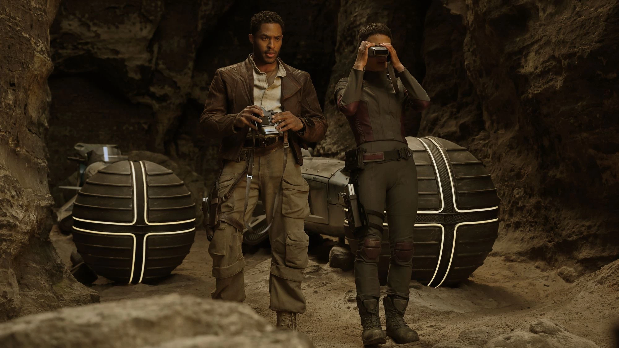 Fundacja: sezon 3 - oficjalny kadry z serialu science fiction