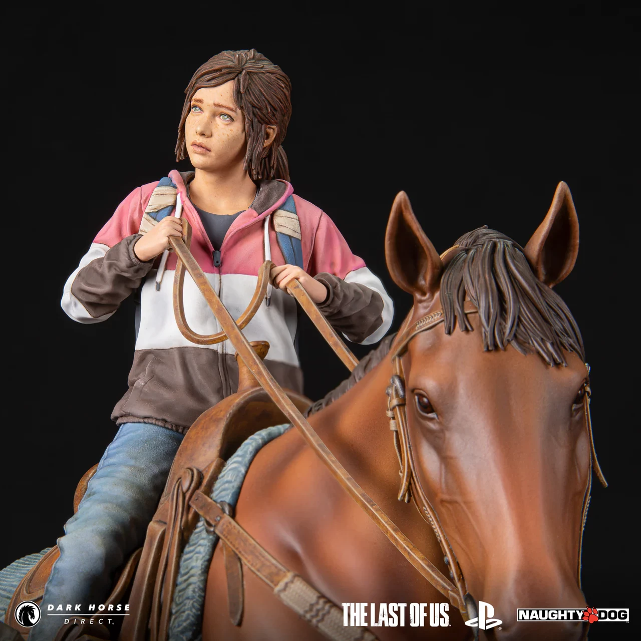 The Last of Us - figurka od Joela i Ellie od firmy Dark Horse