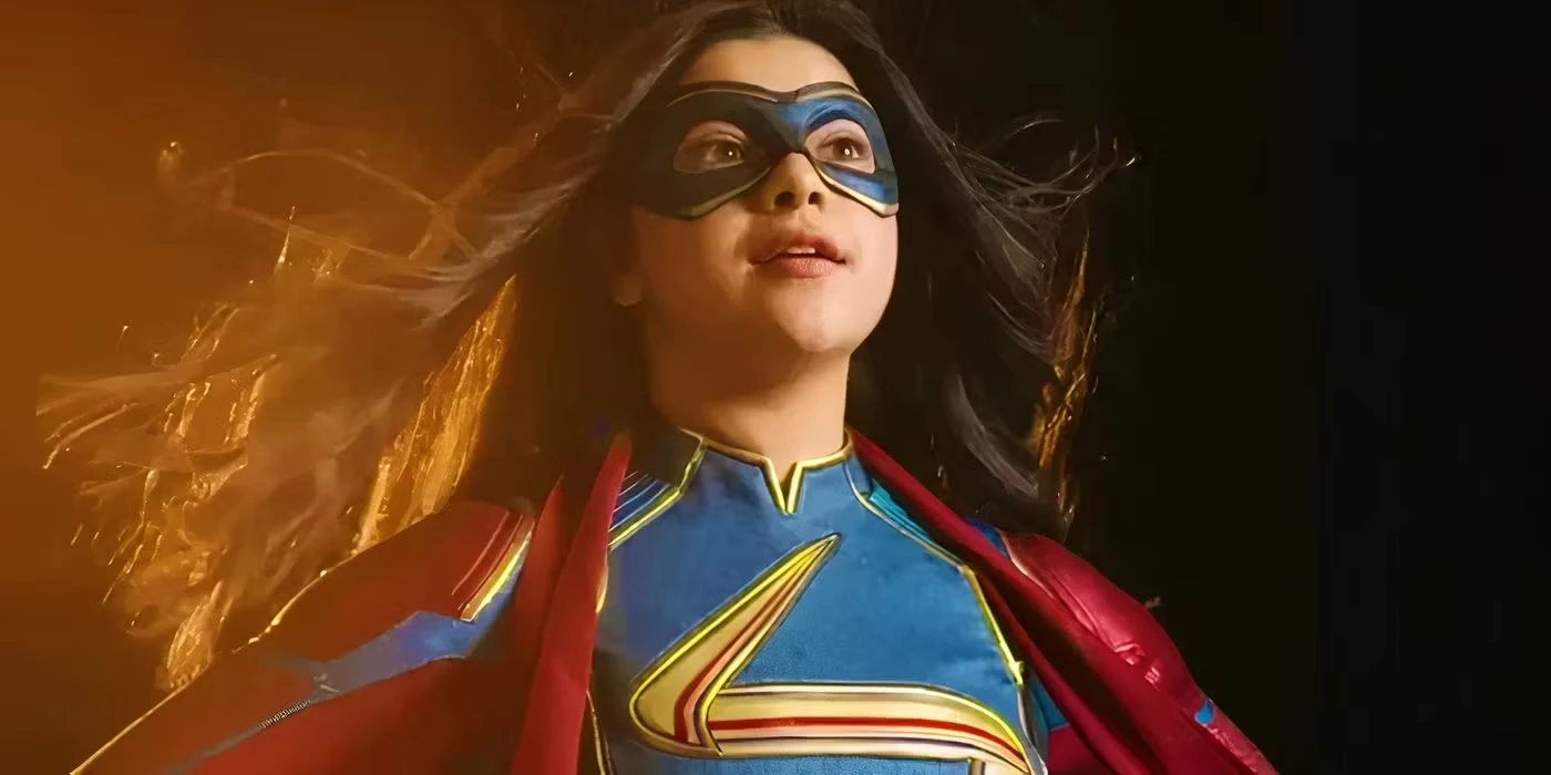 52. Kamala Khan aka Ms. Marvel – hybryda mutanta i człowieka, potomkini potężnej Aishy, której bransoleta pozwala młodej bohaterce kontrolować kosmiczną energię znaną jako Noor. Potrafi manipulować światłem, tworzyć oparte na wspomnianej wcześniej energii konstrukcje, posiada nadludzką siłę i wytrzymałość. Bransoleta umożliwia jej również jasnowidzenie.