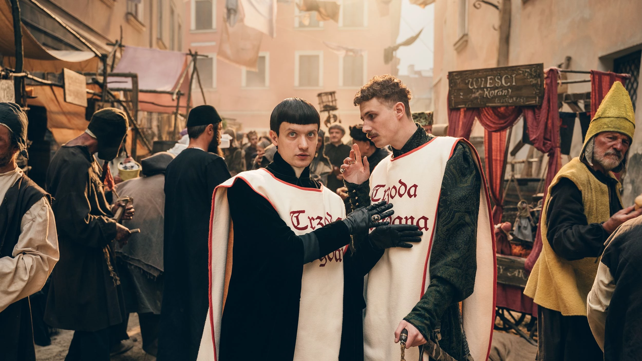 1670 - oficjalne zdjęcie z 2. sezonu serialu Netflixa