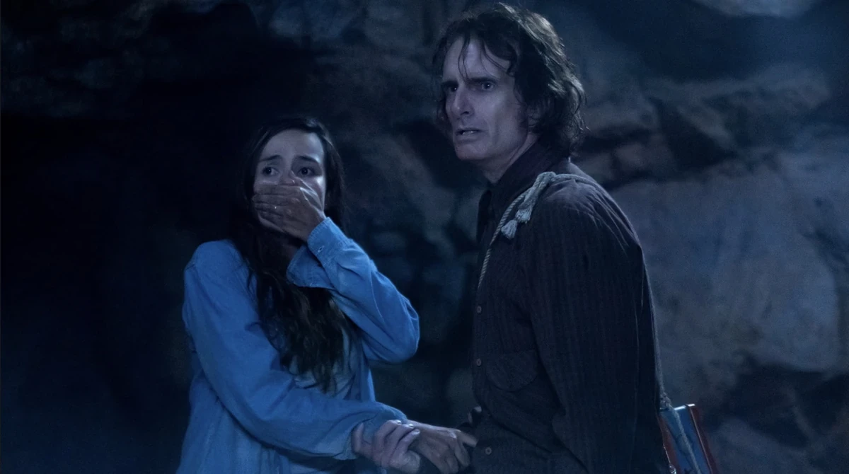9. S2E1 - Strangers in a Strange Land - 7.8/10
