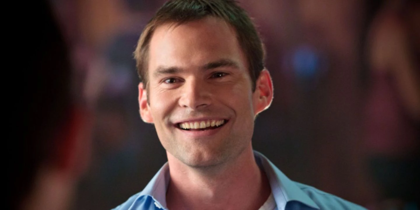 Steve Stifler (m.in. w American Pie 2) - jego postać została przesadnie przerysowana i sprowadzona do jednowymiarowego żartu.