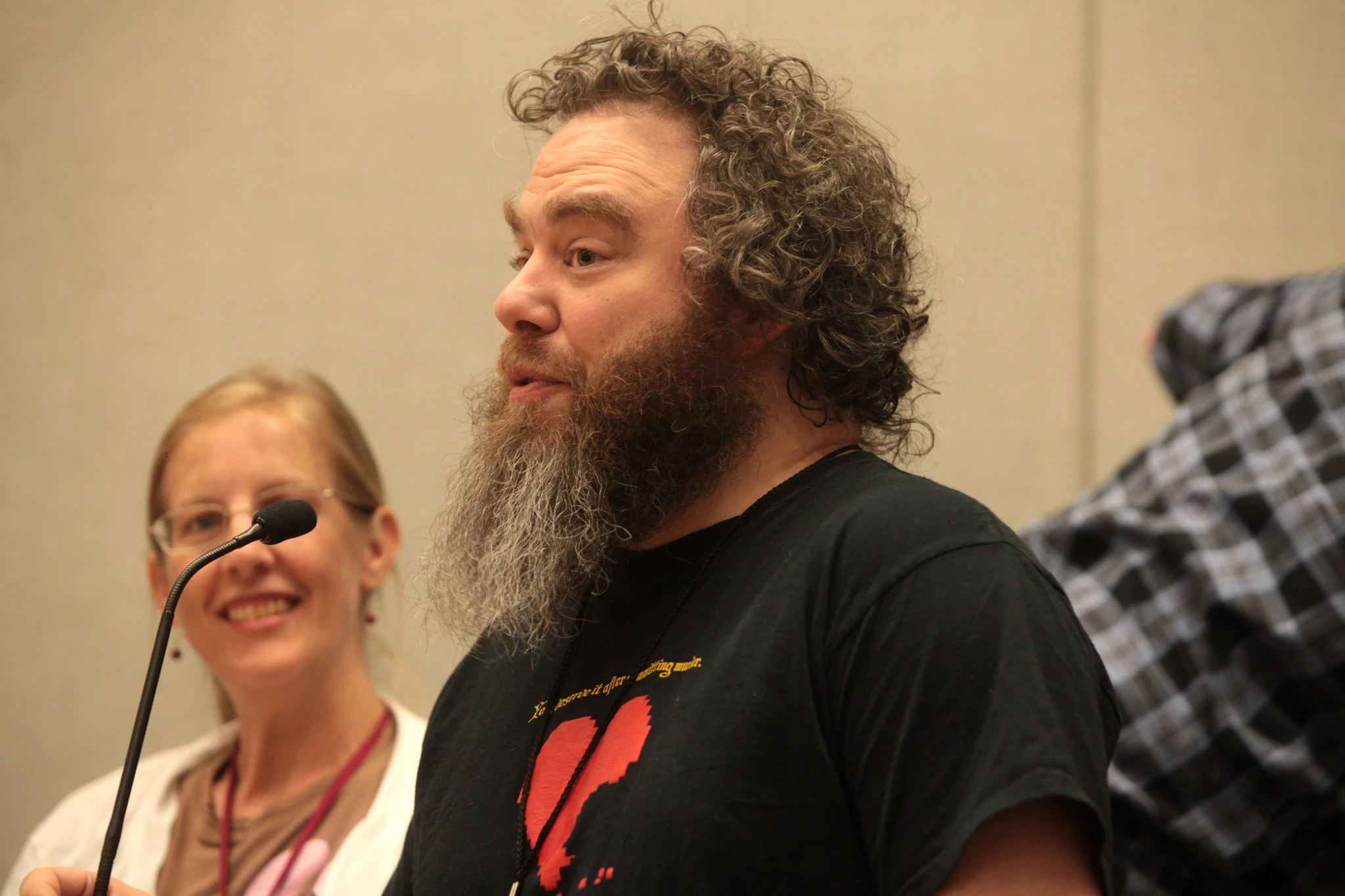 23. Patrick Rothfuss (cykl Kroniki Królobójcy)