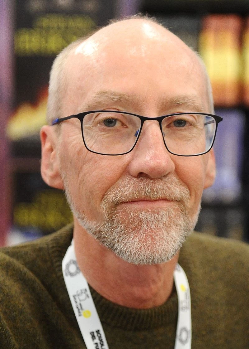 17. Steven Erikson (cykle Malazańska Księga Poległych i Opowieści o Bauchelainie i Korbalu Broachu)