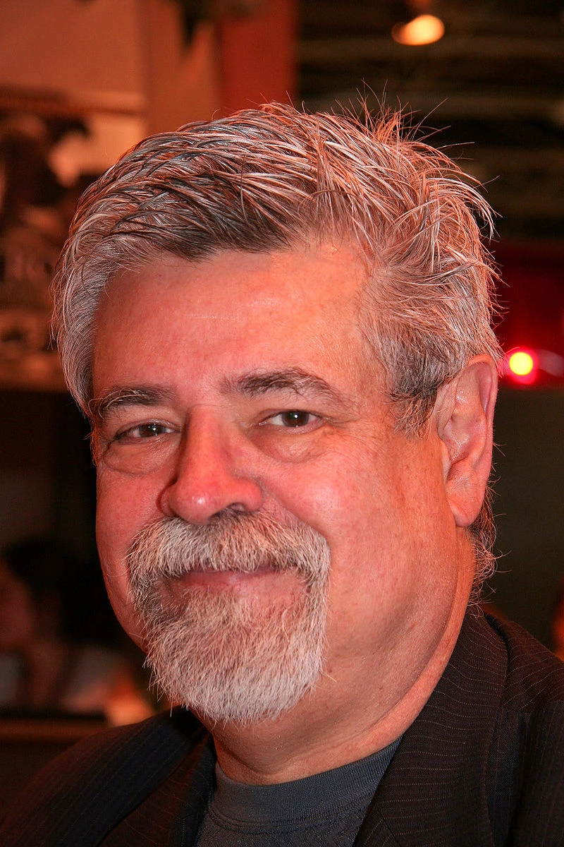 48. Raymond E. Feist (Saga o wojnie światów)