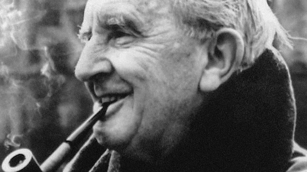 1. J.R.R. Tolkien (Władca Pierścieni, Hobbit, Silmarillion)