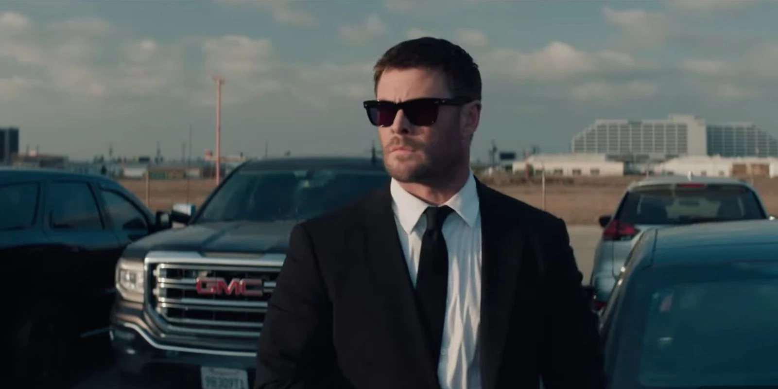 Crime 101 - zwiastun. Chris Hemsworth jako wybitny rabuś