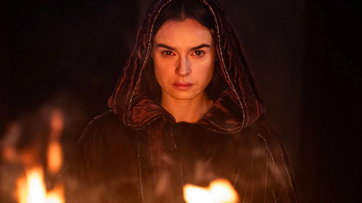 Skargi na Kasię Smutniak w Pasji 2 coraz częstsze. Polski dziennikarz z historią donosów szuka Gibsona