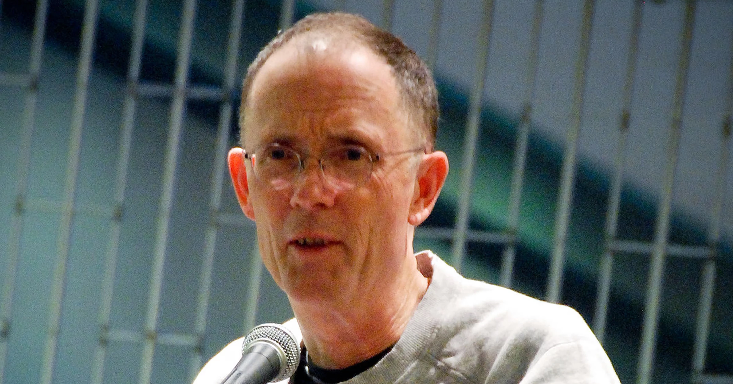 9. William Gibson (cykl Trylogia Ciągu, Peryferal)