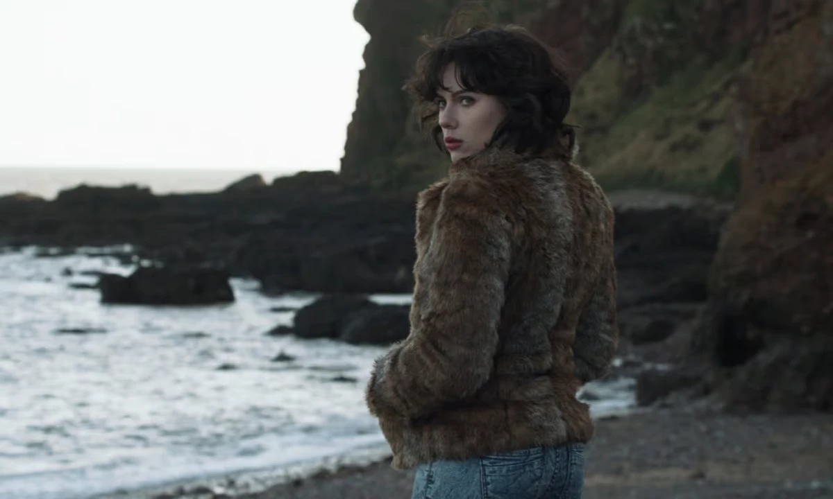 2. Pod skórą (2013)