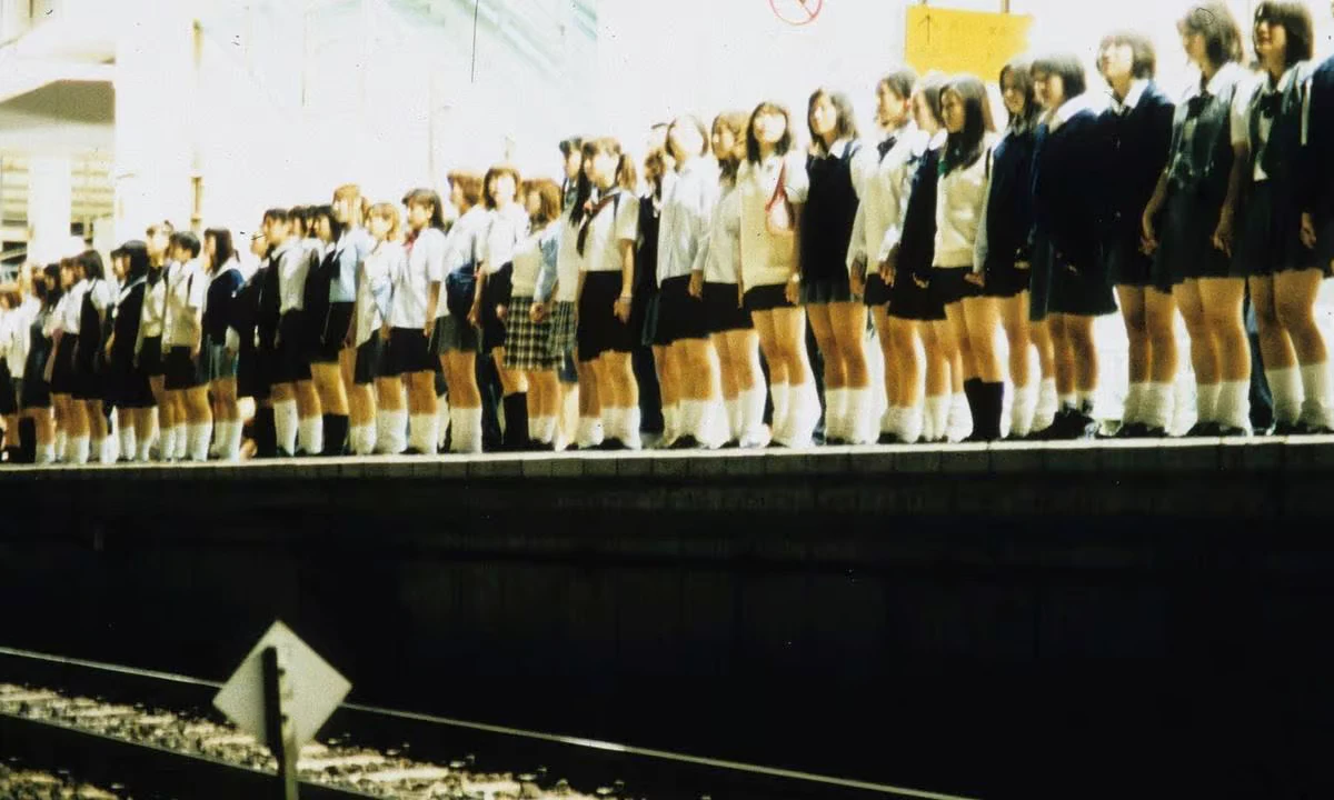 44. Klub samobójców (2001)