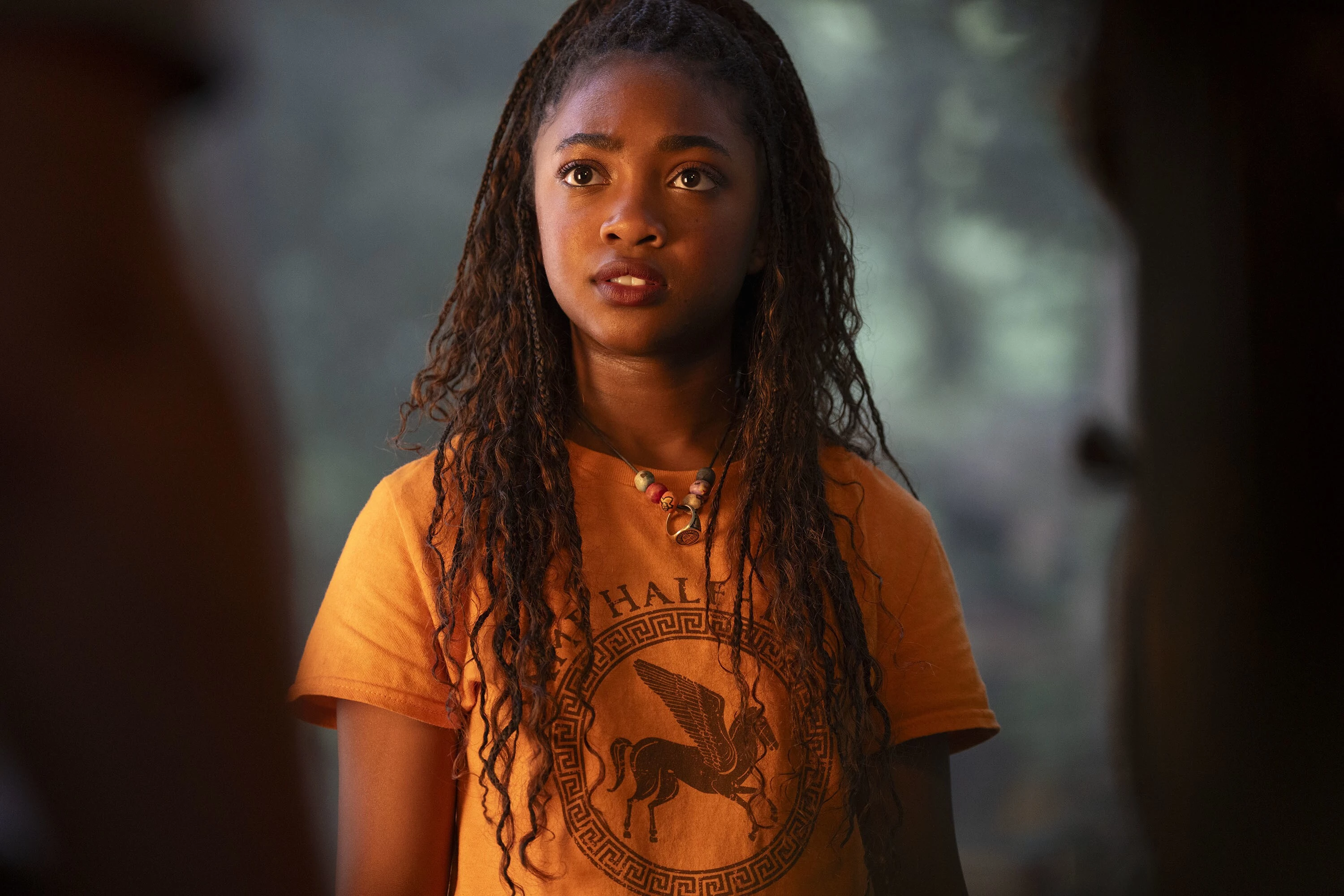 Percy Jackson i Bogowie Olimpijscy - oficjalny kadr z 2. sezonu serialu Disney+