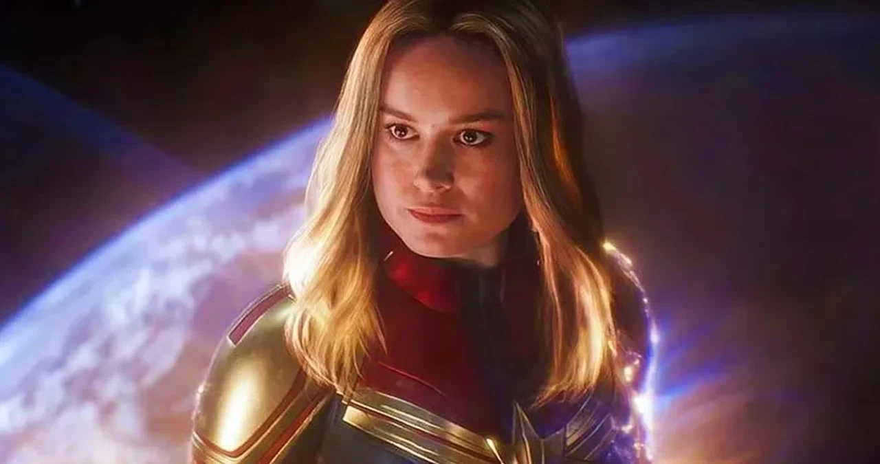 Brie Larson jako Carol Danvers aka Kapitan Marvel
