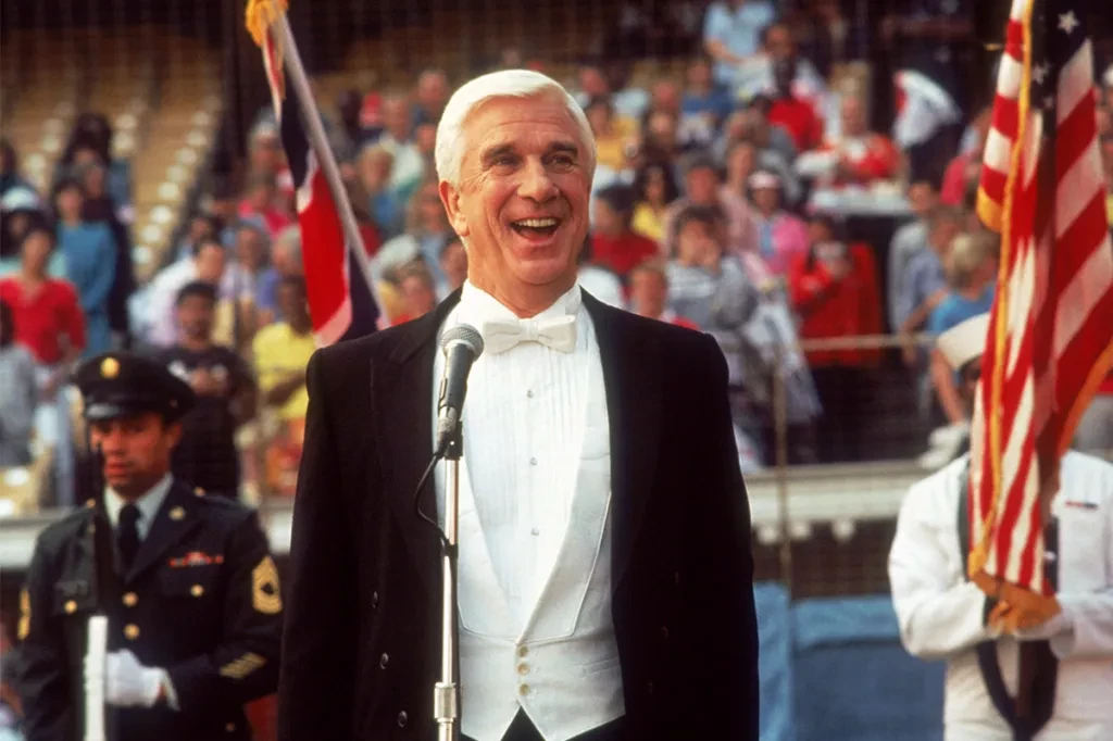 1. Naga broń: Z akt Wydziału Specjalnego (1988)