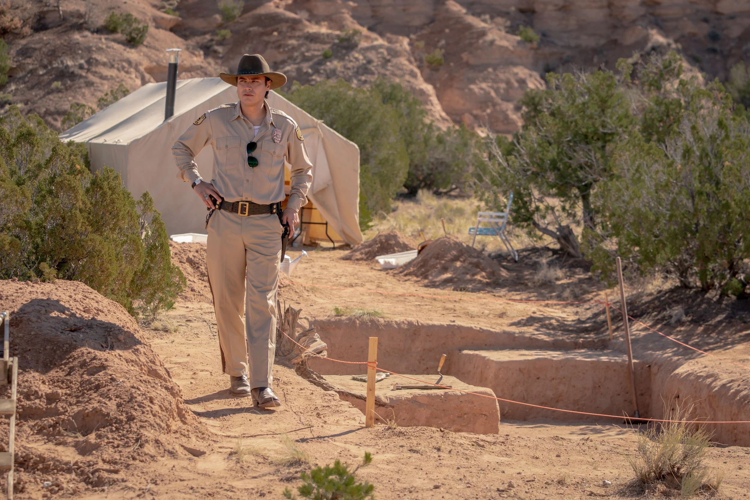 Szepty mroku - sezon 3 - oficjalny kadr z serialu