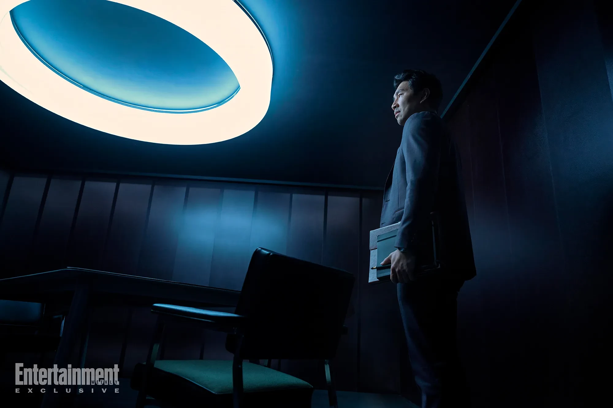 Simu Liu w serialu The Copenhagen Test