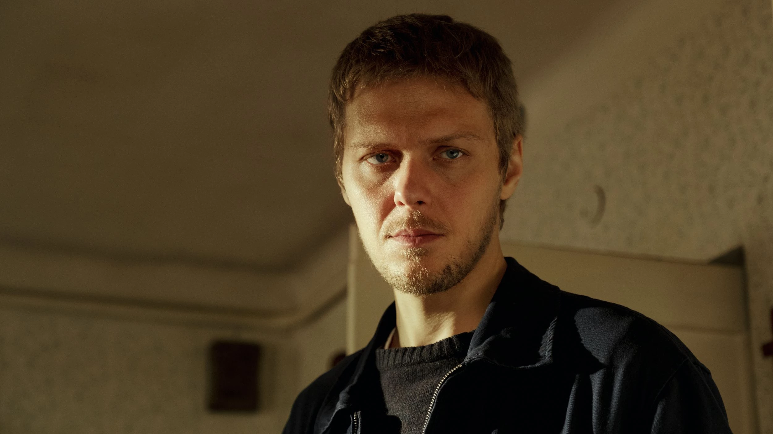 Kolory zła: Czerń - zdjęcia z filmu. To kontynuacja hitu Netflixa!